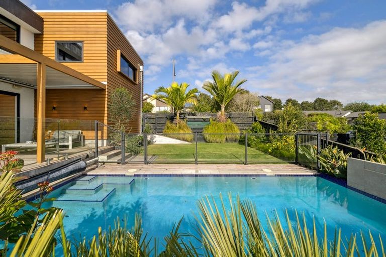 Photo of property in 5 Anselmi Ridge Road, Pukekohe, 2120