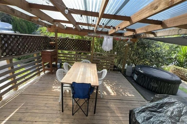 Photo of property in 11 Burke Street, Hospital Hill, Napier, 4110