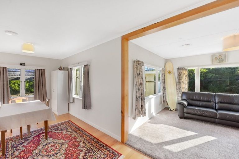 Photo of property in 122 Parkers Road, Tahunanui, Nelson, 7011