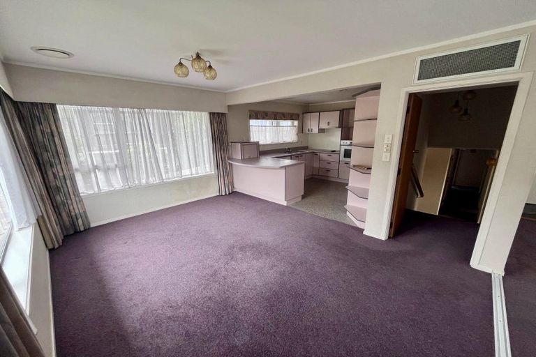 Photo of property in 22 Kahurangi Place, Hillpark, Auckland, 2102