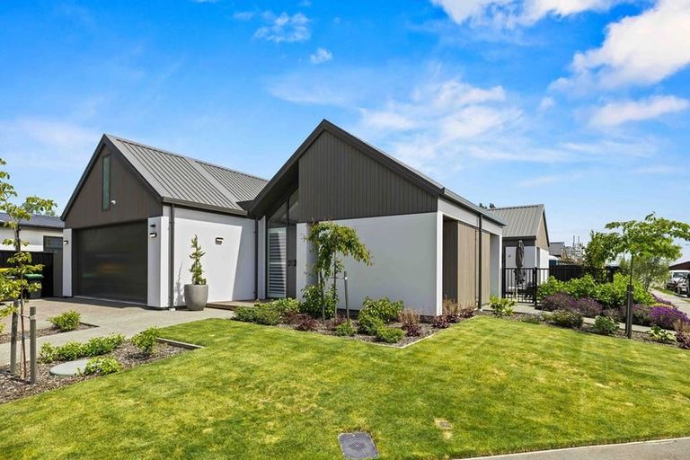 Photo of property in 20 Elsie Lange Way, Casebrook, Christchurch, 8051
