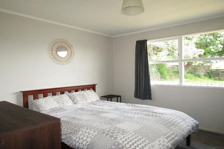 Photo of property in 16 Kotare Street, Hilltop, Taupo, 3330