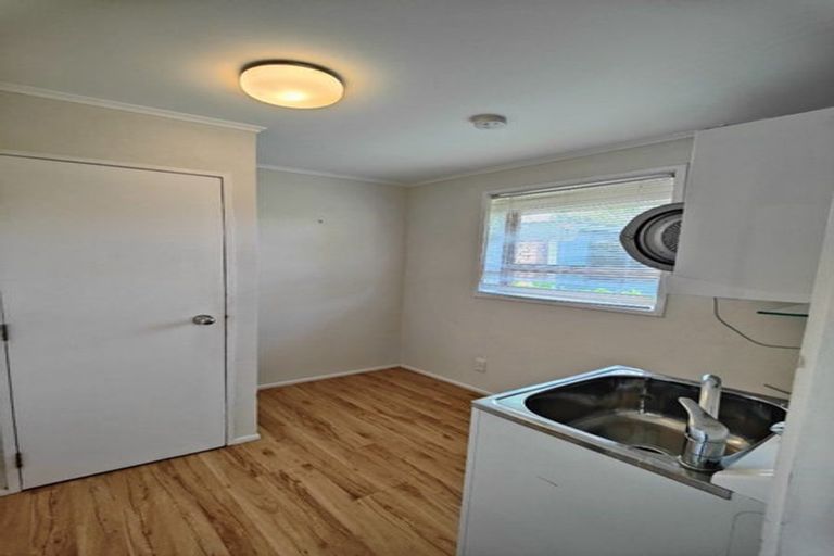 Photo of property in 32 Colum Place, Bucklands Beach, Auckland, 2014