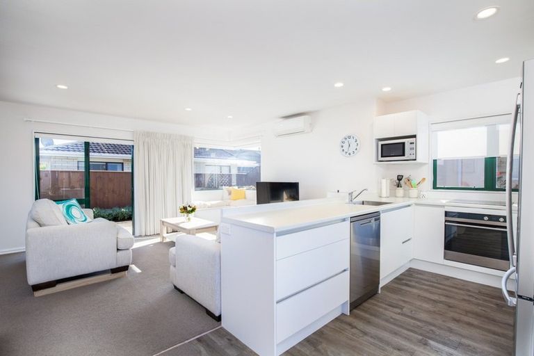 Photo of property in 4a Vogel Street, Fitzroy, New Plymouth, 4312