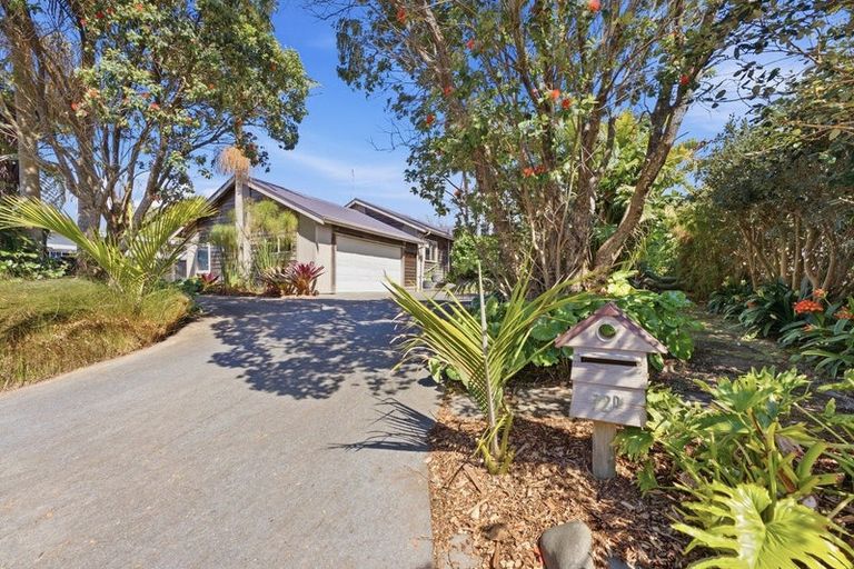 Photo of property in 72d Wairau Road, Oakura, 4314