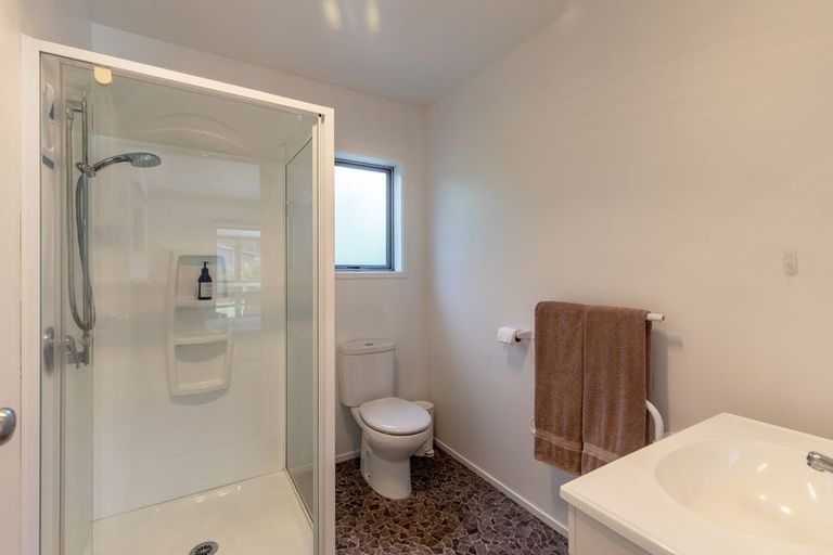 Photo of property in 18 Wai Matangi Place, Motuoapa, 3382