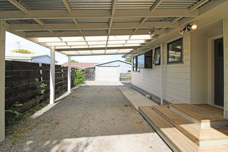 Photo of property in 28 King Street, Carterton, 5713