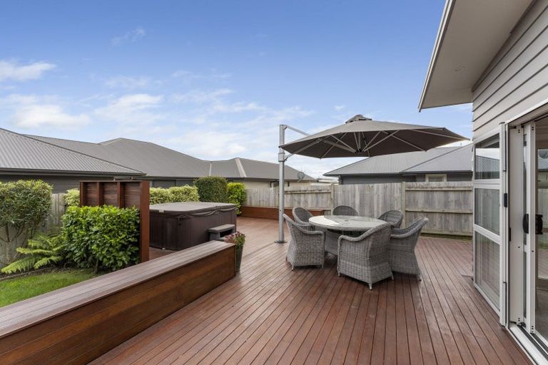 Photo of property in 9 Silicon Way, Fitzherbert, Palmerston North, 4410