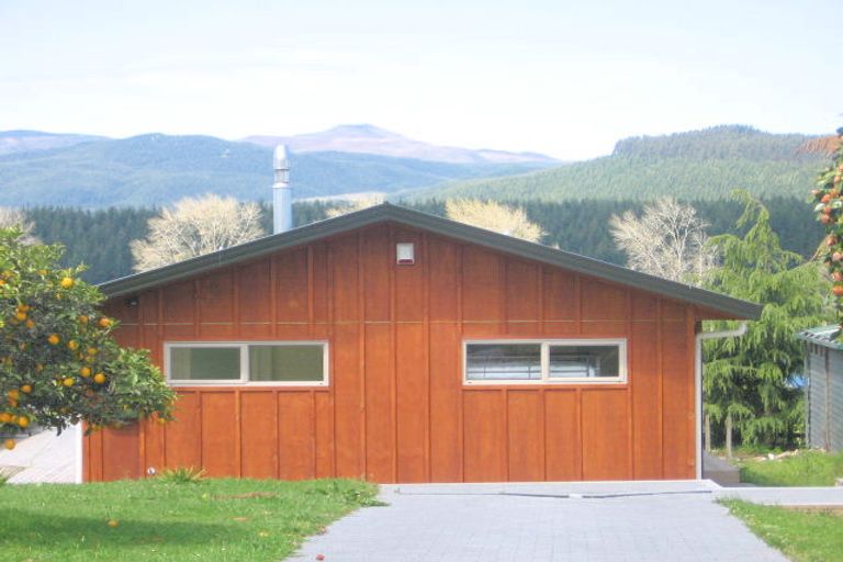 Photo of property in 15 Rewa Street, Mangakino, 3421