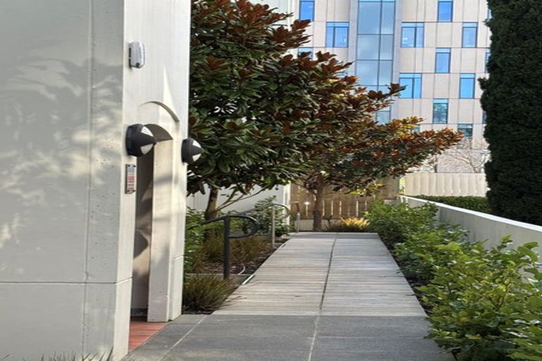 Photo of property in Regent Courts, 11/75 Gloucester Street, Christchurch Central, Christchurch, 8013