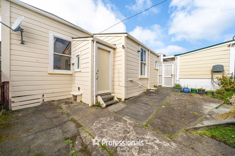 Photo of property in 244 Rintoul Street, Berhampore, Wellington, 6023