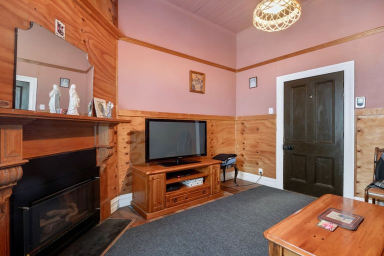 Photo of property in 140 Gonville Avenue, Gonville, Whanganui, 4501