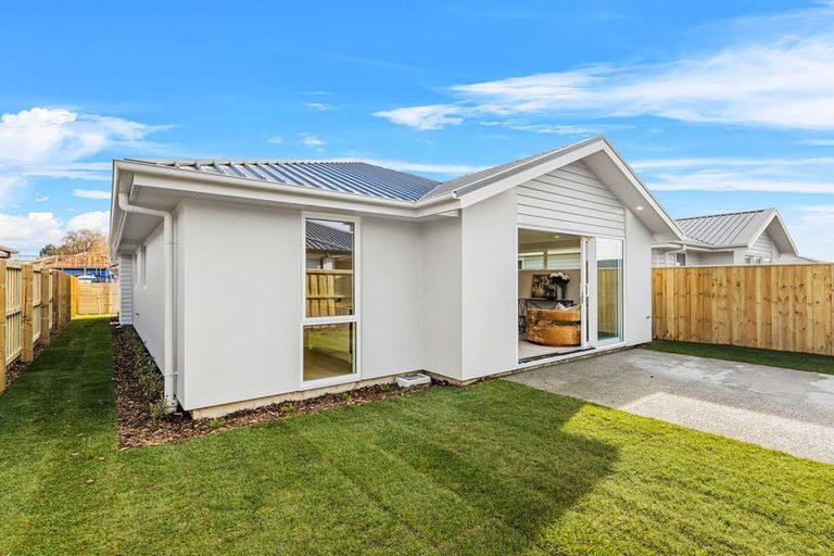 Photo of property in 6 Eccles Place, Halswell, Christchurch, 8025