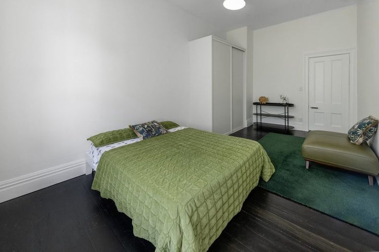 Photo of property in 15 Park Street, Thorndon, Wellington, 6011