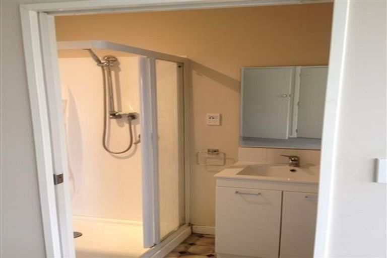 Photo of property in 11 Hilltop Avenue, Morningside, Whangarei, 0110