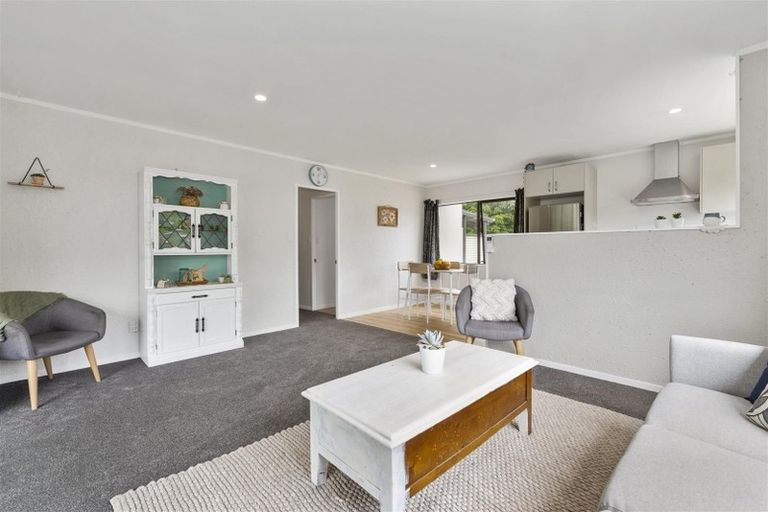 Photo of property in 24 Grayson Avenue, Mangakakahi, Rotorua, 3015