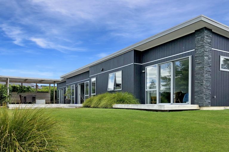 Photo of property in 3 Admiralty Drive, Haruru, 0204