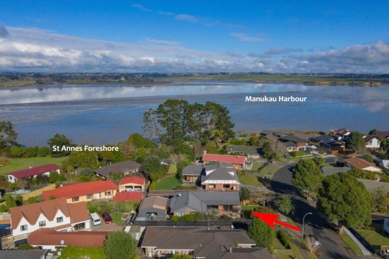 Photo of property in 75 St Annes Crescent, Wattle Downs, Auckland, 2103