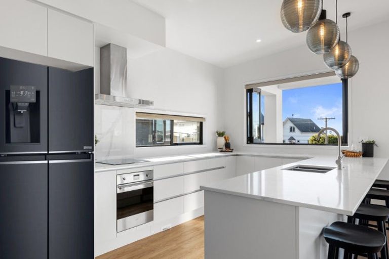 Photo of property in 1024b Papamoa Beach Road, Papamoa Beach, 3118