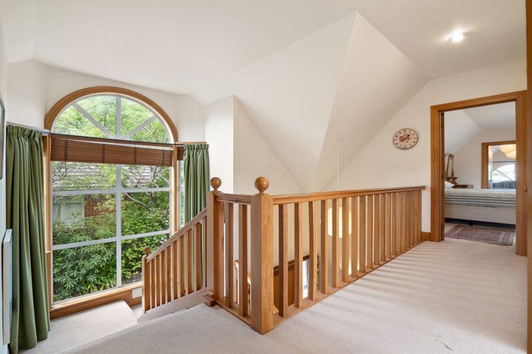 Photo of property in 112 Cannington Road, Maori Hill, Dunedin, 9010