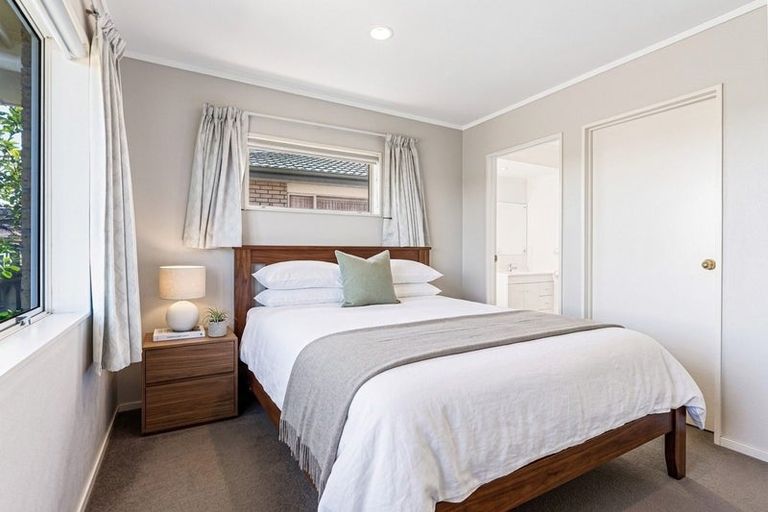 Photo of property in 1/10 Rathmar Drive, Manurewa, Auckland, 2105