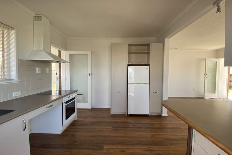 Photo of property in 1/760 Beach Road, Browns Bay, Auckland, 0630