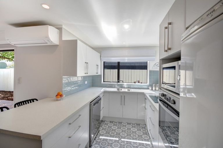 Photo of property in 72c Queens Drive, Saint Kilda, Dunedin, 9012