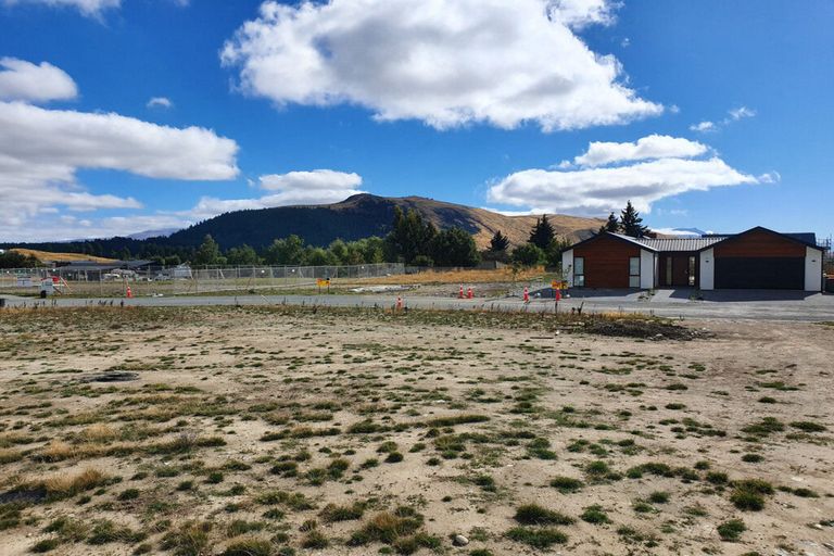 Photo of property in 22 Rodman Lane, Lake Tekapo, 7999