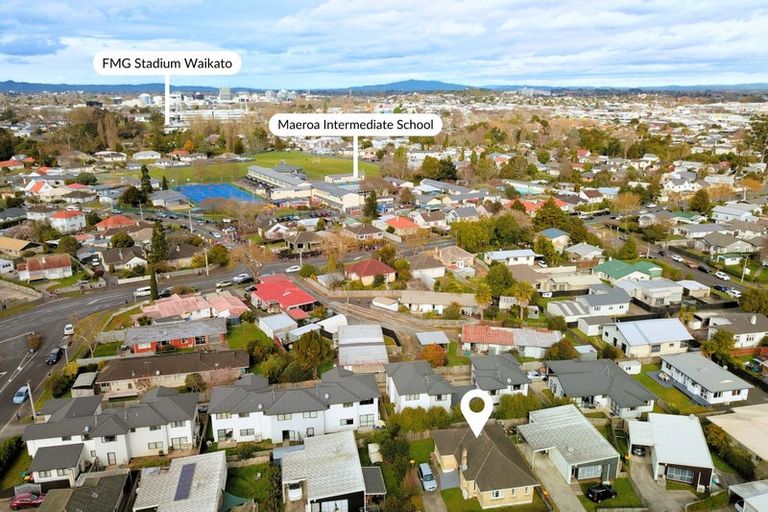 Photo of property in 15 Carey Street, Maeroa, Hamilton, 3200