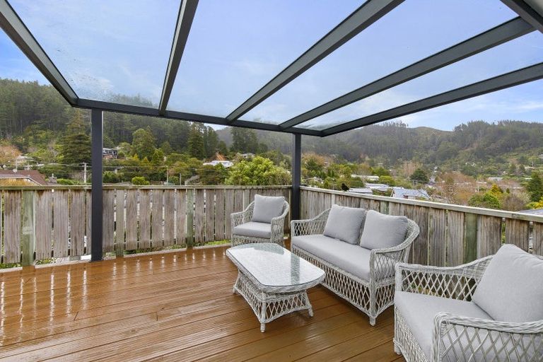 Photo of property in 31a Forest Road, Pinehaven, Upper Hutt, 5019