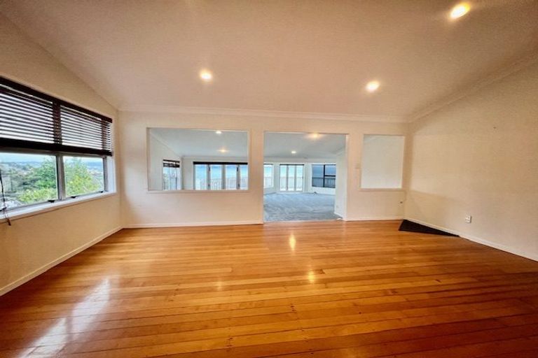 Photo of property in 24 Vipond Road, Stanmore Bay, Whangaparaoa, 0932