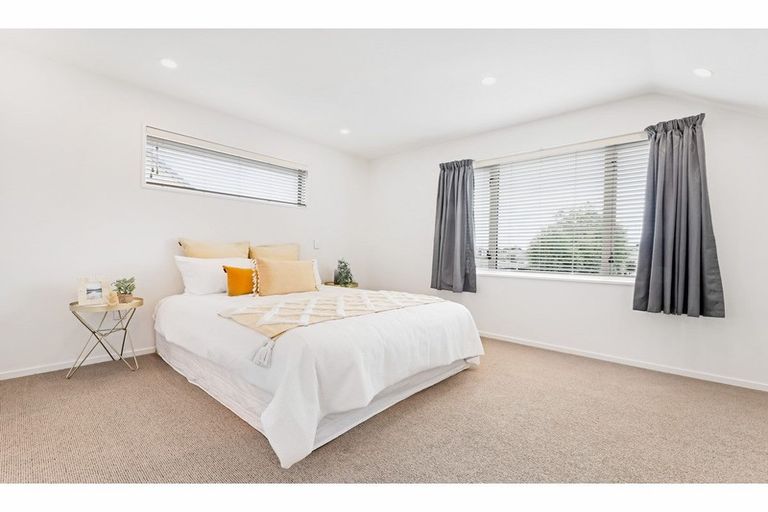 Photo of property in 1020 Colombo Street, St Albans, Christchurch, 8014
