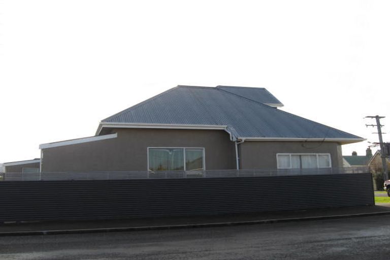 Photo of property in 36 Hargest Crescent, Saint Kilda, Dunedin, 9012