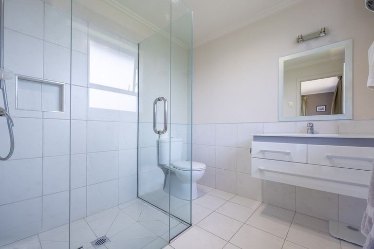 Photo of property in 2 Sherwin Avenue, Albert Town, Wanaka, 9305