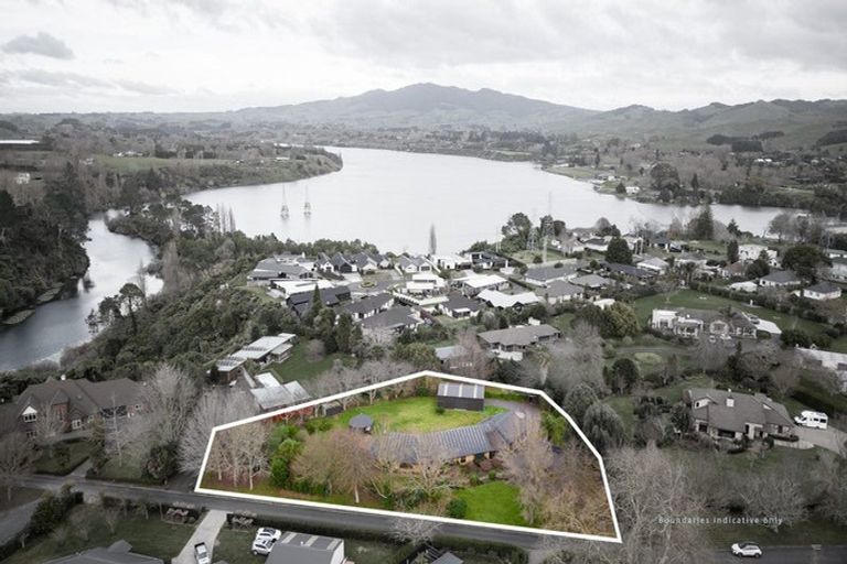 Photo of property in 348 Lake View Drive, Karapiro, Cambridge, 3494