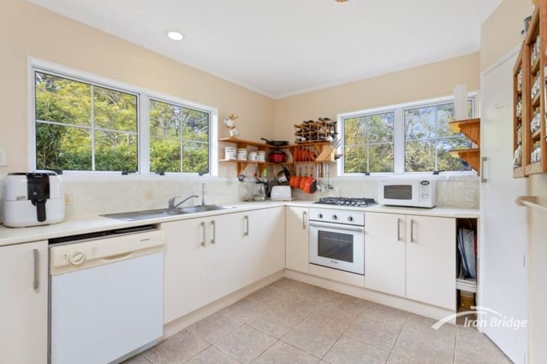 Photo of property in 1/18 Coroglen Avenue, Birkenhead, Auckland, 0626