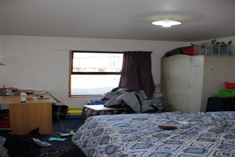 Photo of property in 2c Forth Street, North Dunedin, Dunedin, 9016