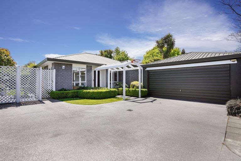 Photo of property in 2/29 Dunedin Street, Redwood, Christchurch, 8051