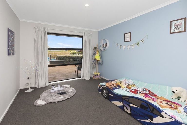 Photo of property in 14 Kingsdowne Drive, West Melton, 7618