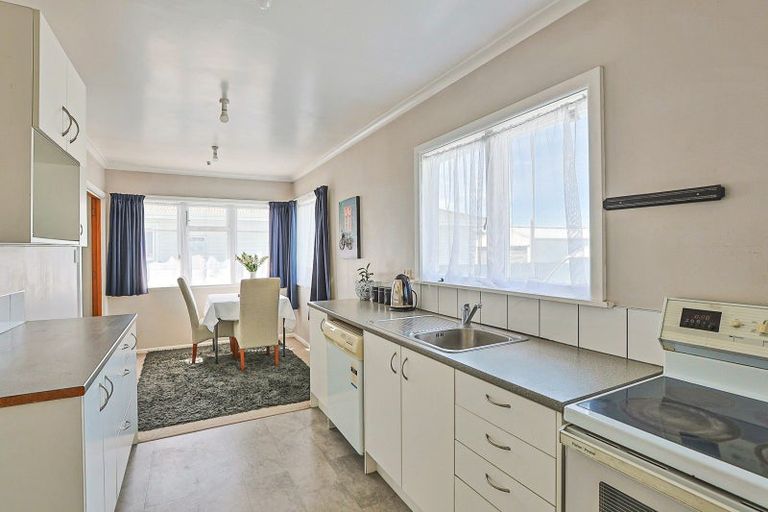 Photo of property in 110 Morris Spence Avenue, Onekawa, Napier, 4110