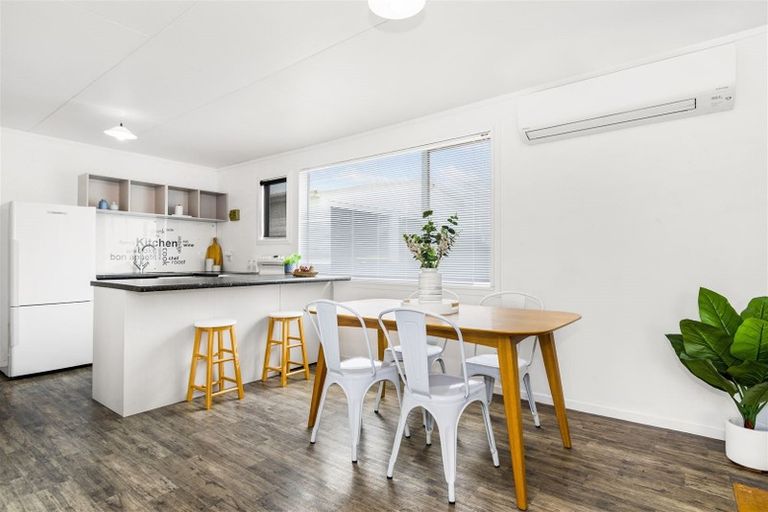 Photo of property in 828b Papamoa Beach Road, Papamoa Beach, Papamoa, 3118