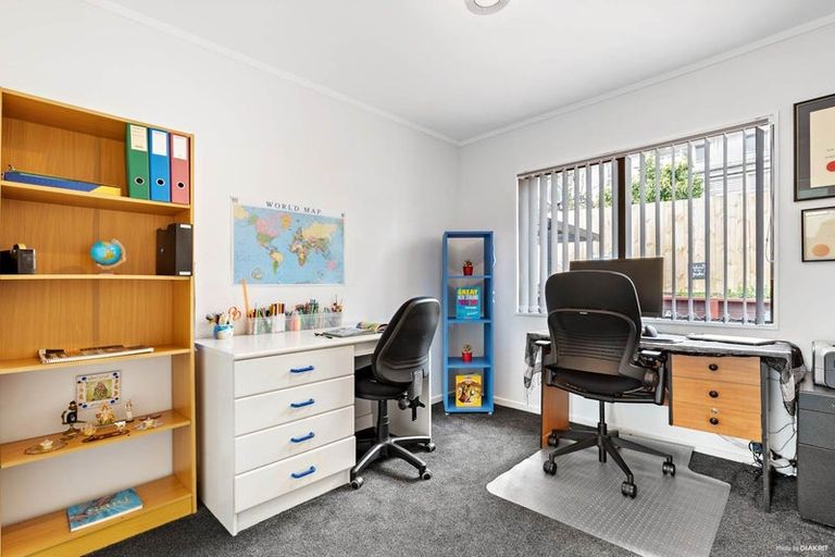 Photo of property in 2/40 Beaudine Avenue, Glenfield, Auckland, 0629