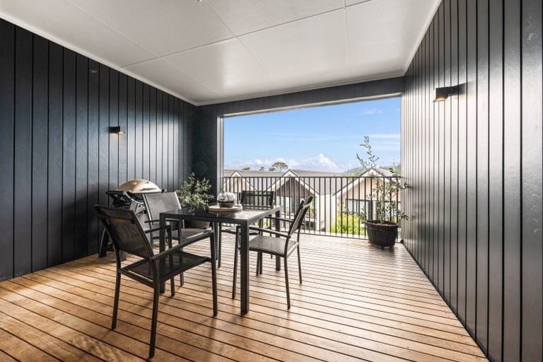 Photo of property in 82 Rangihina Road, Hobsonville, Auckland, 0616