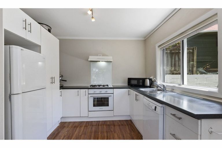 Photo of property in 12 Danbury Drive, Torbay, Auckland, 0630