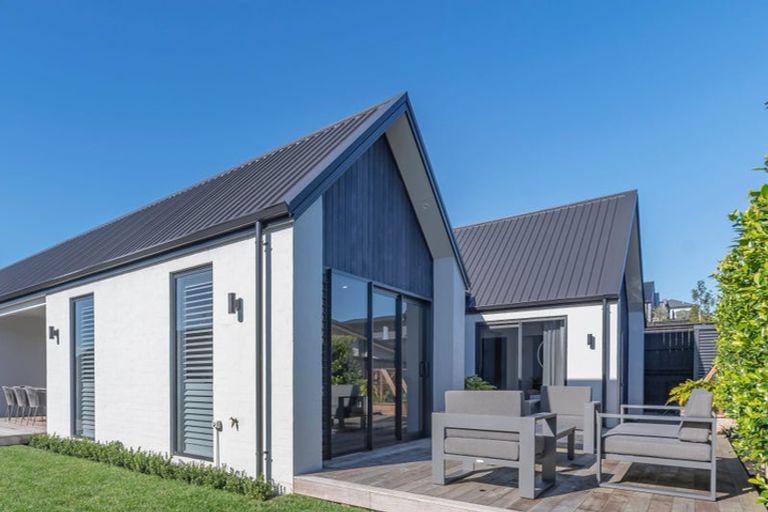 Photo of property in 7 Tirikatene Avenue, Paerata, Pukekohe, 2124