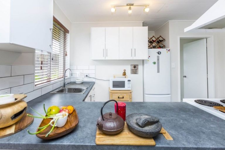 Photo of property in 3/12 Wilford Street, Wallaceville, Upper Hutt, 5018