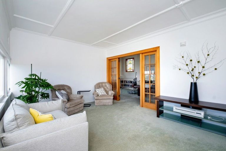 Photo of property in 28 France Road, Bluff Hill, Napier, 4110
