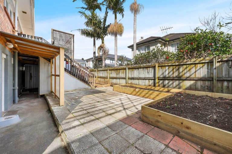 Photo of property in 77 Macleans Road, Bucklands Beach, Auckland, 2014