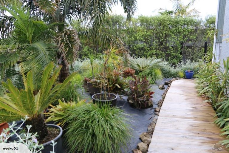 Photo of property in 10 Pikitea Road, Mangere Bridge, Auckland, 2022