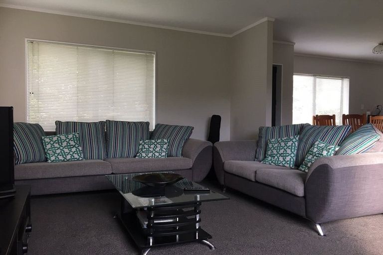Photo of property in 7 Sherpa Place, Massey, Auckland, 0614